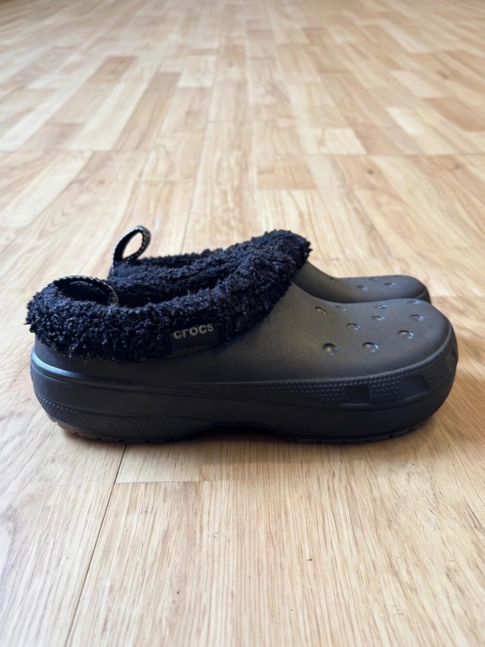 Crocs Classic Lined Shorty Black Gum Clog M10 W12 Fuzzy Lined 211380-001